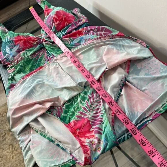 Swimsuits For All Women's Twist Front V-Neck Swimdress Hawaiian Floral Size 10 - Picture 8 of 16
